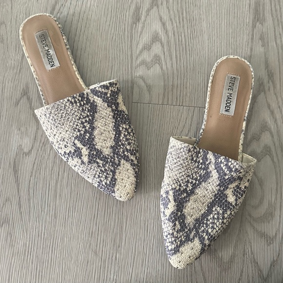 Steve Madden Shoes - Steve Madden Trace Snakeskin Mules 8.5